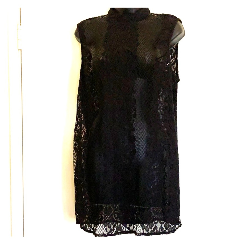 Torrid lace mock neck tunic top